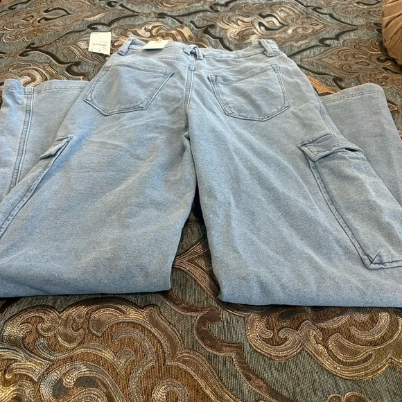 COPY - Good American Cargo Pants size 8 NEW - Picture 2 of 7